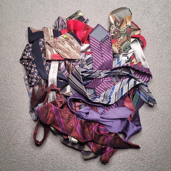 20pc Mens Neckties LOT Wholesale Bulk Collectors Assorted Crafts Cutter DIY Mix - Picture 2 of 2